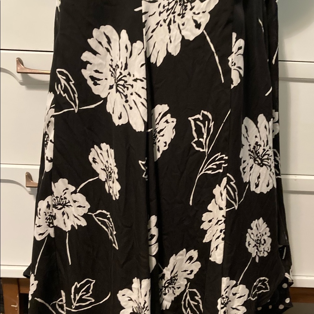 Jones New York Skirt ~6~